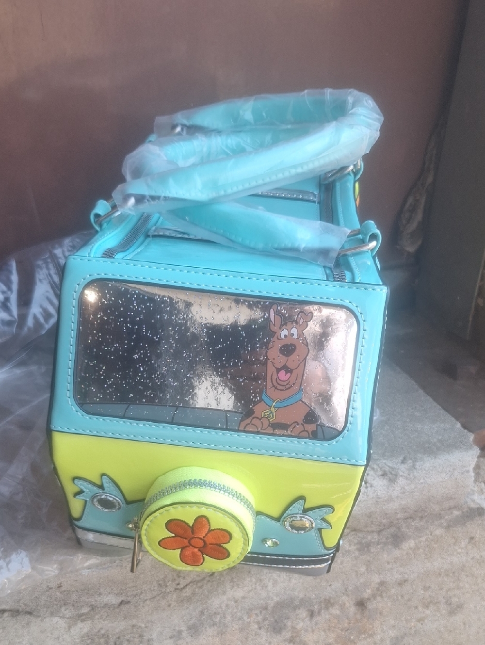 Dolls Kill Scooby-Doo The Mystery Machine Satchel - Blue & Yellow - Picture 3 of 6